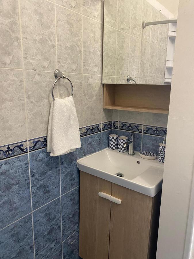 Beato Typical House Apartment Lisbon Bagian luar foto
